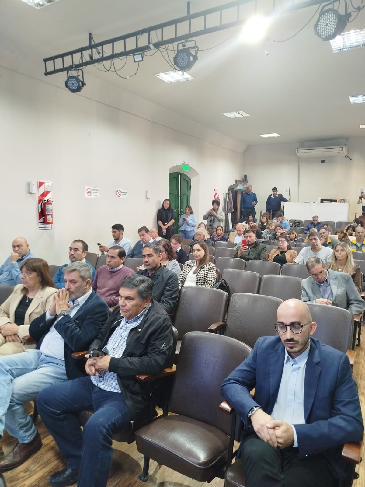 Se Concretó la audiencia publica por la actualización del VAD